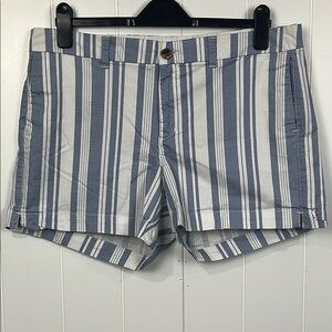 Old Navy Womens Shorts 14 Blue White Stripes Button/Zip fly Pockets Casual EUC